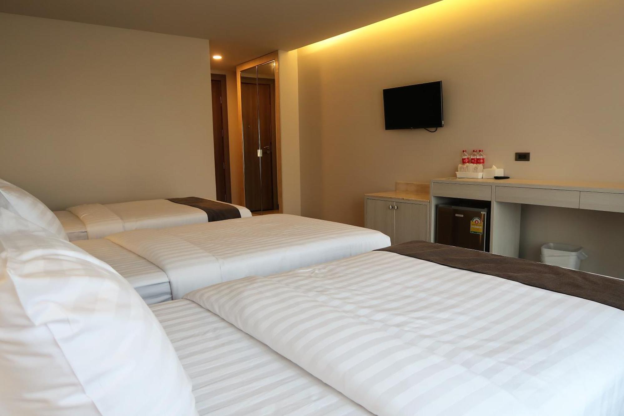 Rung Aroon Hotel By Le Siri Chiang Mai Exterior photo