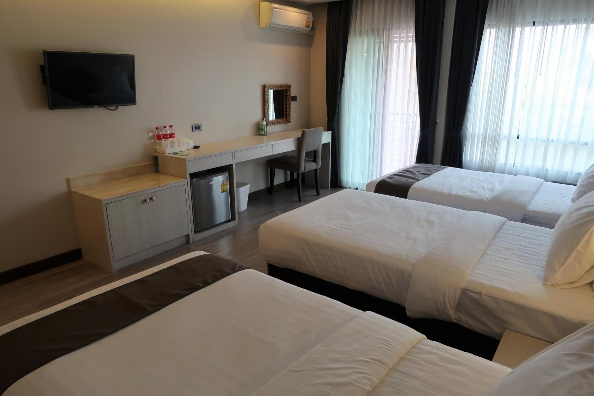 Rung Aroon Hotel By Le Siri Chiang Mai Exterior photo