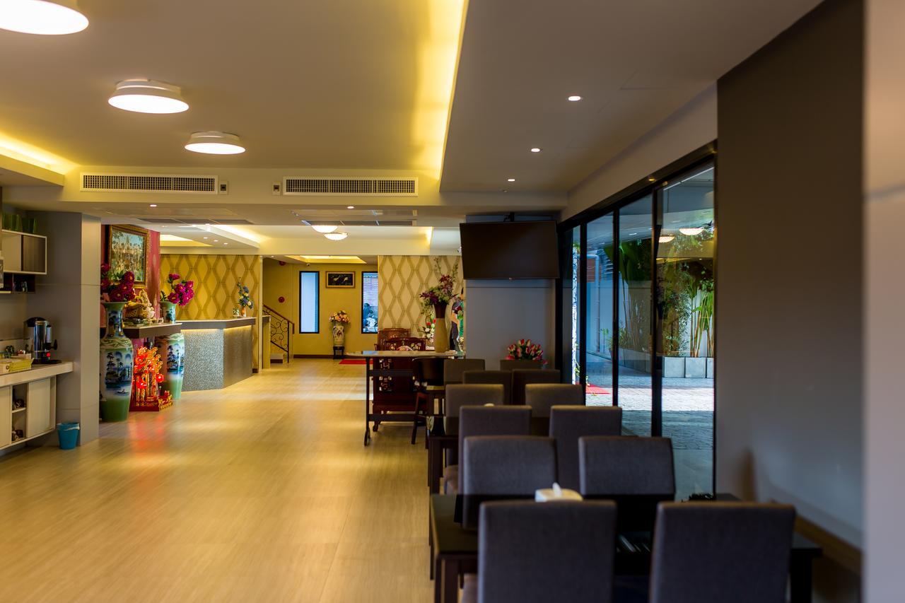 Rung Aroon Hotel By Le Siri Chiang Mai Exterior photo