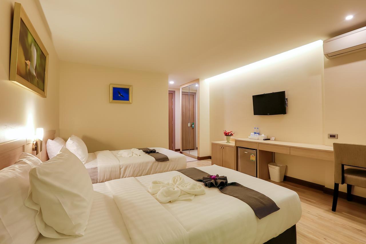 Rung Aroon Hotel By Le Siri Chiang Mai Exterior photo